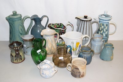 Lot 14 - Mixed Lot: Various 20th Century Studio Pottery...
