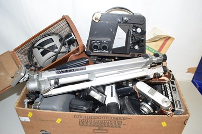 Lot 25 - Large box of assorted cameras and accessories
