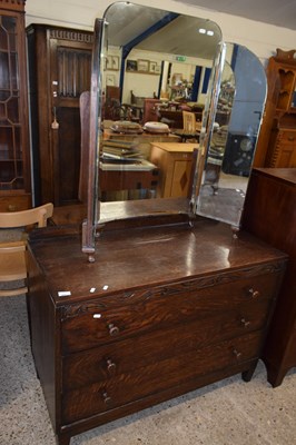 Lot 283 - An early 20th Century oak dressing chest with...
