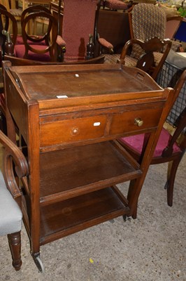 Lot 343 - An oak tray top drinks trolley