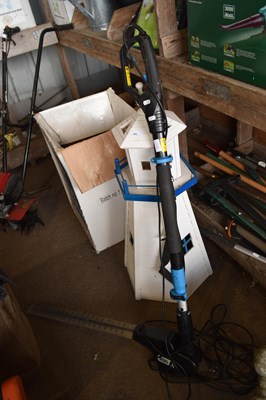 Lot 428 - Long armed hedge trimmer