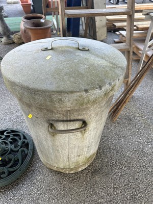 Lot 289 - Metal bin with lid