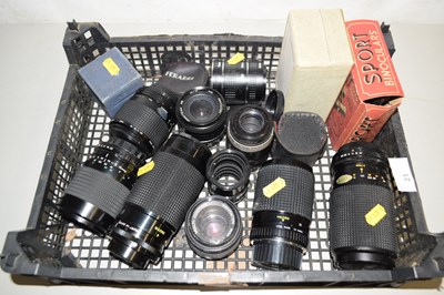 Lot 21 - A box of various assorted camera lenses, sport...