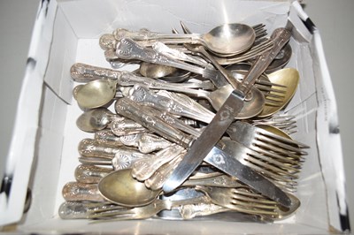 Lot 46 - A box of various silver plated cutlery