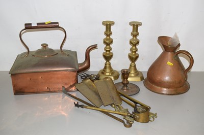 Lot 206 - Mixed Lot: Large copper kettle, copper jug,...