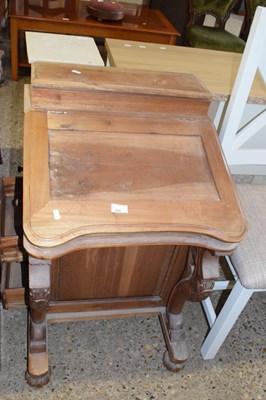 Lot 286 - A reproduction Davenport desk