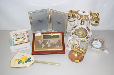 Lot 636 - A Royal Albert Country Roses vintage styled...