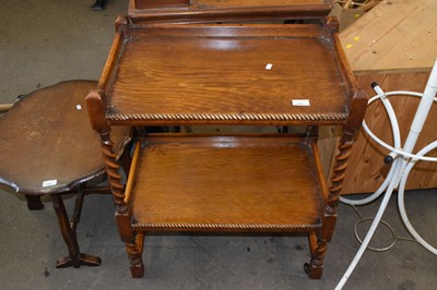 Lot 798 - An oak tea trolley with barley twist legs