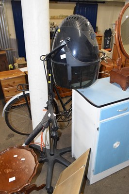 Lot 803 - An REM Elite hairdryer