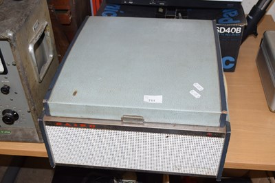 Lot 711 - A reel to reel cassette player