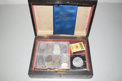 Lot 129 - Mother of pearl inlaid box containing a...