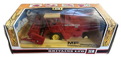 Lot 71 - A boxed Britains Massey Ferguson Combine...