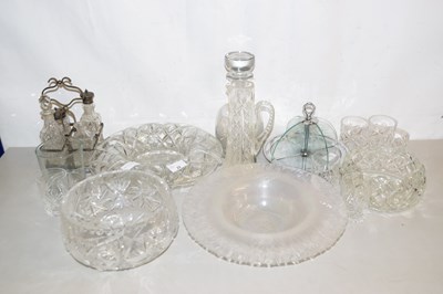 Lot 22 - Mixed Lot: Various drinking glasses, glass...