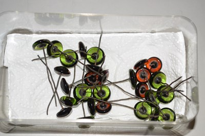 Lot 88 - Box of glass eyes for soft toys