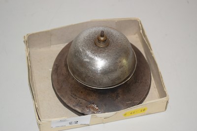 Lot 92 - A counter bell