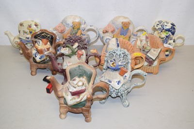 Lot 155 - Collection of novelty teapots