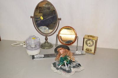 Lot 170 - Dressing table mirrors, small blender,...