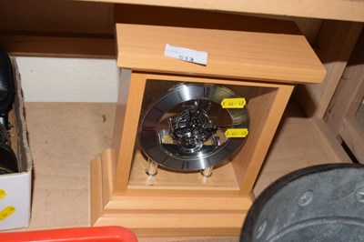 Lot 513 - A modern skeleton mantel clock