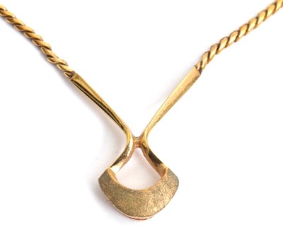 Lot 103 - A 9ct necklace, with smooth and textured...