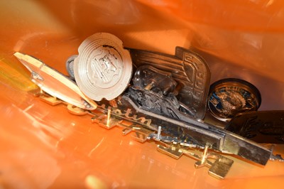 Lot 567 - Collection of assorted classic car badges