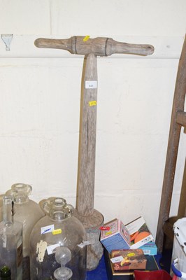 Lot 641 - Vintage wooden washing dolly