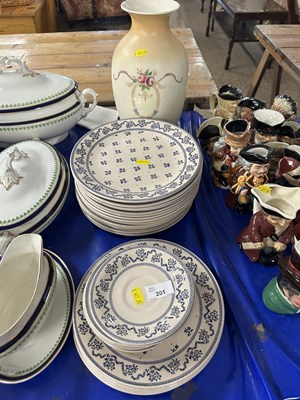 Lot 201 - Quantity of Johnson Bros Petite Fleur table...