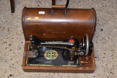 Lot 294 - Singer sewing machine