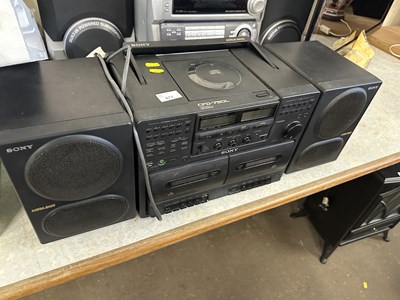 Lot 671 - Sony CFD-750L CD/cassette
