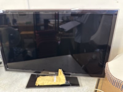 Lot 673 - A Samsung flat screen television