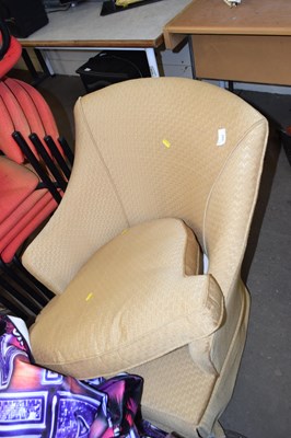 Lot 692 - Upholstered chair