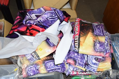 Lot 707 - Box "Your Feet" promotional towels
