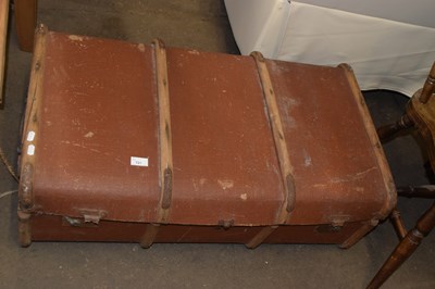 Lot 721 - Vintage travel trunk