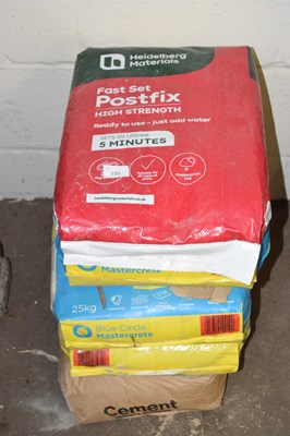 Lot 759 - Quantity of concrete and building materials
