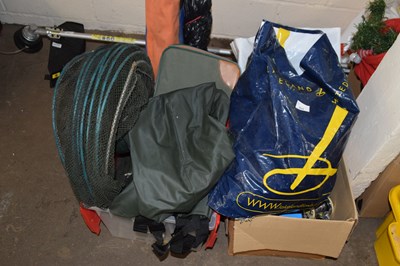 Lot 804 - Quantity of fishing equipment