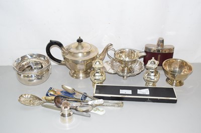 Lot 4 - Mixed Lot: Various silver plated wares to...