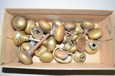 Lot 7 - Box of brass door handles