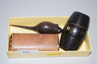 Lot 102 - A cotton reel box, tortoiseshell mounted snuff...
