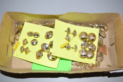 Lot 138 - Box of various military buttons