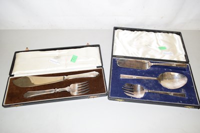 Lot 164 - A silver plated cased pair of fish servers...