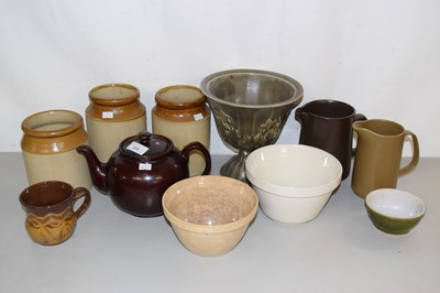 Lot 204 - Mixed Lot: Various kitchen storage jars,...