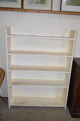 Lot 372 - A cream painted bookcase cabinet