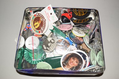 Lot 527 - Box of various badges