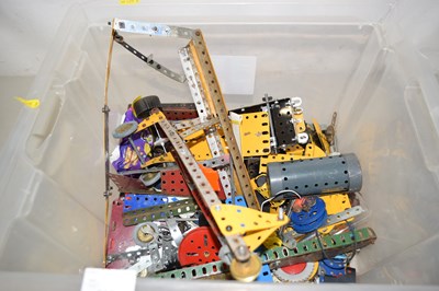 Lot 535 - Box of assorted Meccano parts