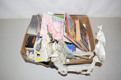 Lot 546 - A box of various singles, Star Wars sticker...