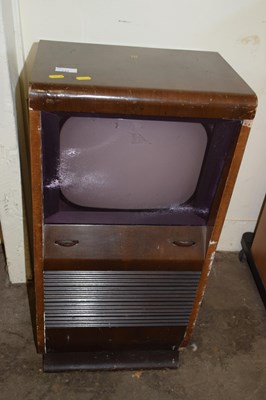 Lot 731 - A vintage Pye cabinet television set
