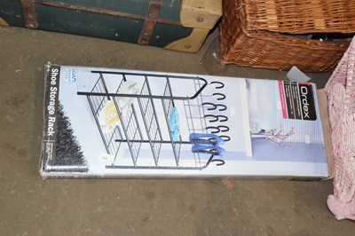 Lot 765 - Metal shoe rack