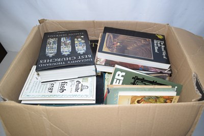 Lot 673 - Box of mixed books