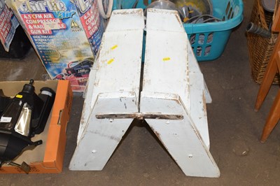 Lot 805 - Painted steps