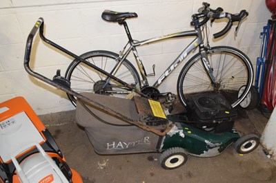 Lot 842 - A Hayter lawnmower