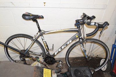 Lot 843 - A Fuji gents road bike